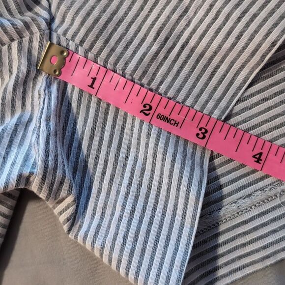 Khakis by Gap Summer Shorts Ladies 4 R - Picture 8 of 9